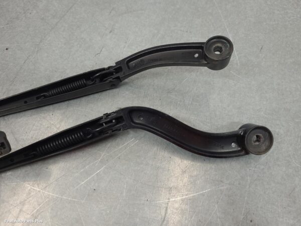 2017 FORD EVEREST Wiper Arm