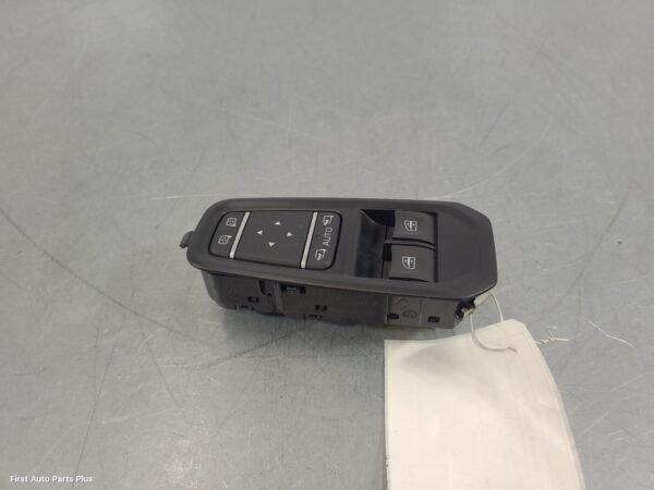 2024 RENAULT TRAFIC Pwr Dr Wind Switch