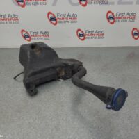 2016 MERCEDES VITO Washer Bottle