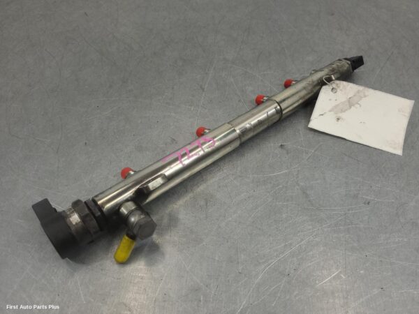 2007 MERCEDES SPRINTER Injection Rail