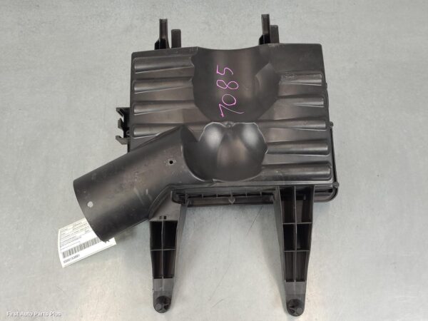 2020 MERCEDES SPRINTER Air Cleaner/Box