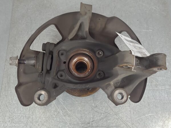 2020 VOLKSWAGEN CRAFTER Left Front Hub Assembly