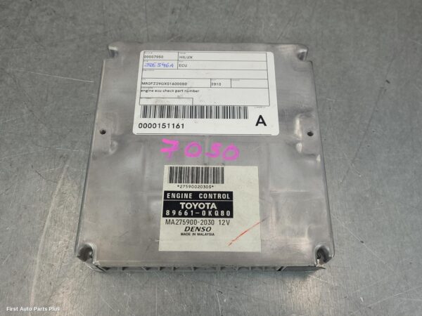 2010 TOYOTA HILUX Ecu