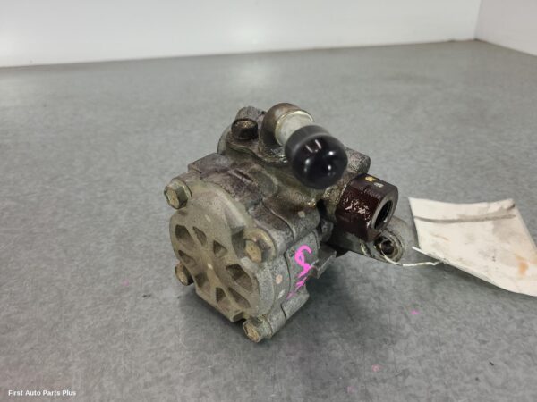 2008 TOYOTA HILUX Steering Pump
