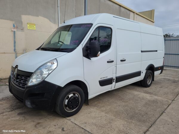 2016 RENAULT MASTER Bonnet Release