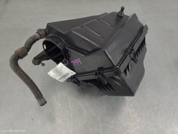 2020 VOLKSWAGEN CRAFTER Air Cleaner/Box