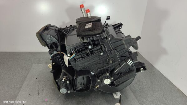 2018 RENAULT MASTER Heater Core/Box