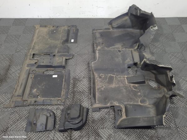 2022 FORD TRANSIT CUSTOM Carpet