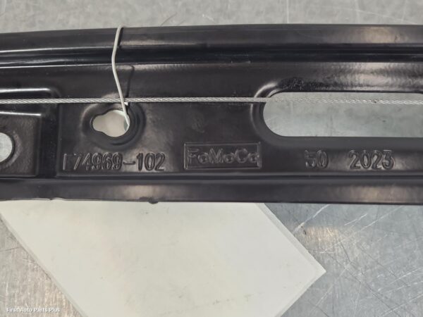 2024 FORD RANGER Left Front Window Reg/Motor