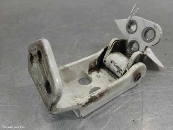 2022 LDV DELIVER 9 Bootlid/Tgate Hinge