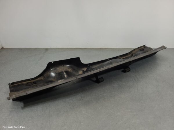 2014 MERCEDES VITO Plenum Chamber