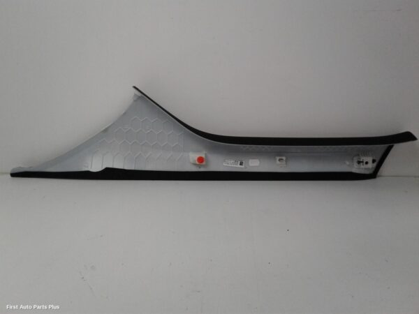 2020 MERCEDES SPRINTER Right Front Door Hinge Pillar