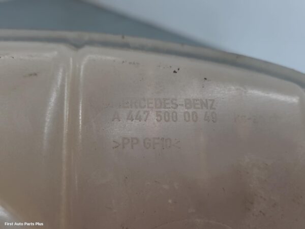 2016 MERCEDES VITO Overflow Bottle