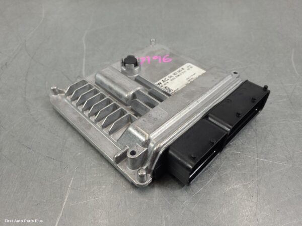2021 VOLKSWAGEN TRANSPORTER Ecu