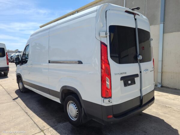 2022 LDV DELIVER 9 Spare Wheel Winch