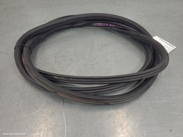 2023 MERCEDES SPRINTER Door/Tailgate Seal