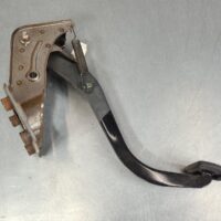 2006 TOYOTA HILUX Pedal Assembly