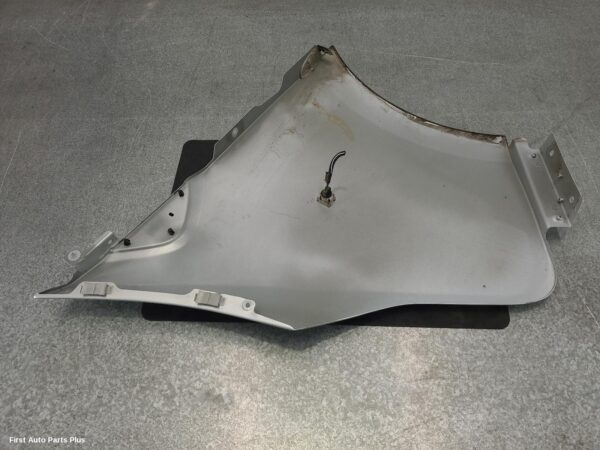 2021 RENAULT TRAFIC Right Guard