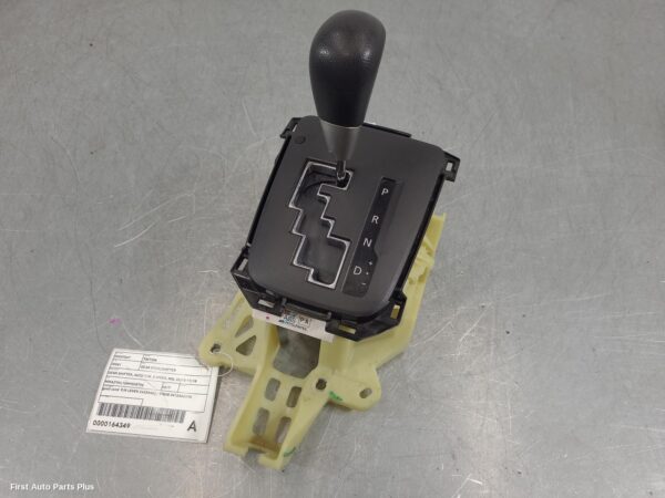 2017 MITSUBISHI TRITON Gear Stick/Shifter