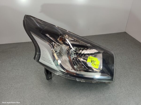 2017 RENAULT TRAFIC Right Headlamp