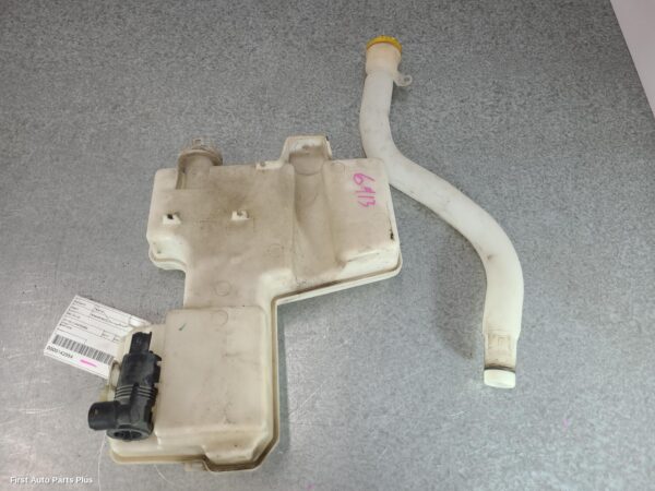 2017 RENAULT TRAFIC Washer Bottle