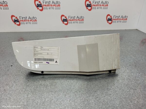 2019 MERCEDES VITO Fuel Door / Filler