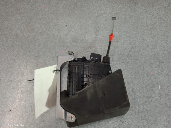 2017 MERCEDES VITO Door/Boot/Gate Lock