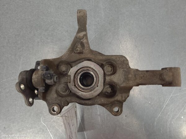 2015 RENAULT TRAFIC Left Front Hub Assembly