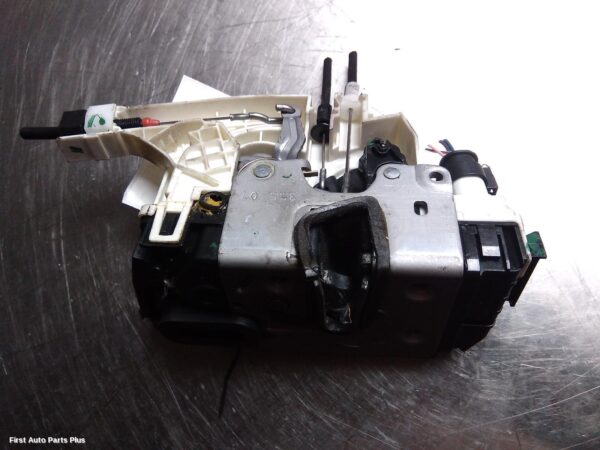2016 MERCEDES SPRINTER Door/Boot/Gate Lock