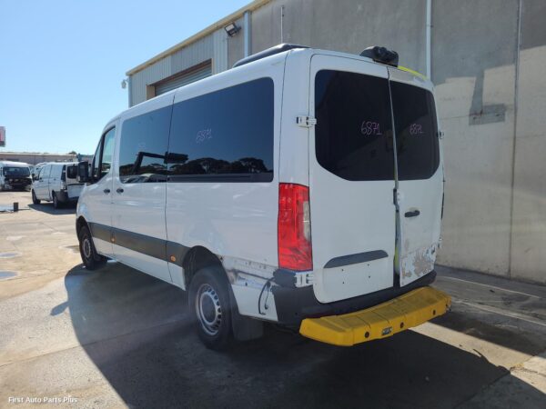 2019 MERCEDES SPRINTER Intercooler