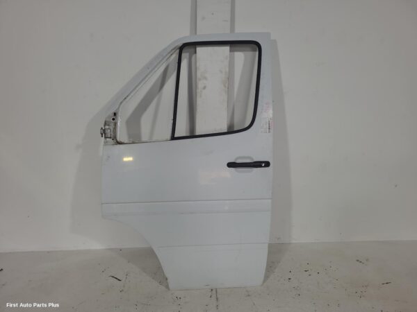 2002 MERCEDES SPRINTER Left Front Door