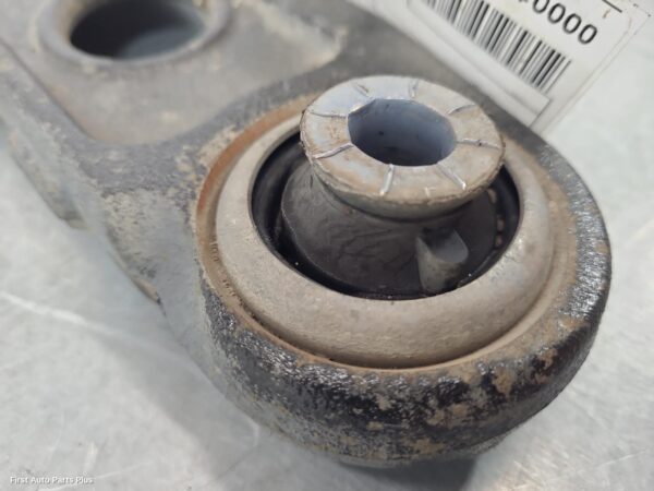 2015 RENAULT TRAFIC Left Front Lower Control Arm