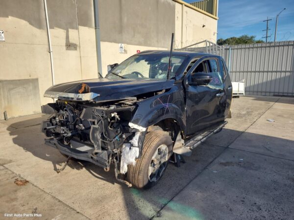 2025 NISSAN NAVARA Starter