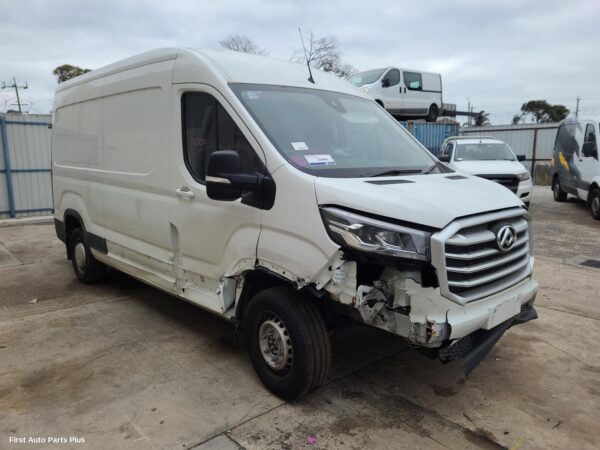 2022 LDV DELIVER 9 REVERSE_CAMERA