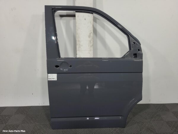 2021 VOLKSWAGEN TRANSPORTER Right Front Door