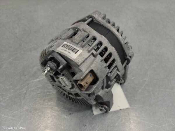 2021 RENAULT TRAFIC Alternator