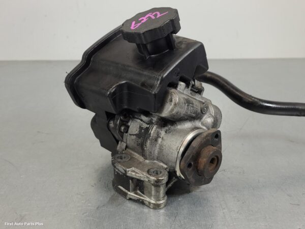 2009 MERCEDES SPRINTER Steering Pump