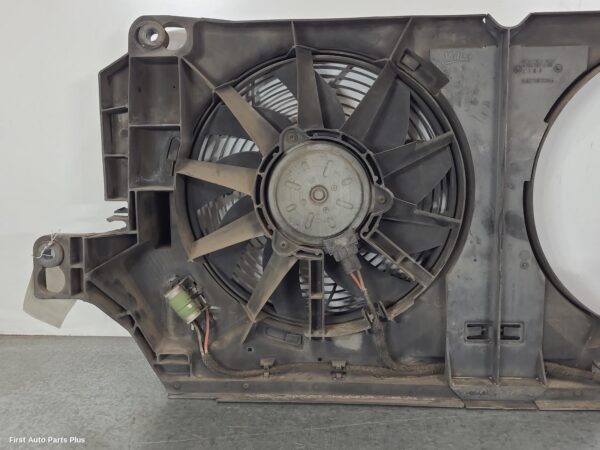 2015 MERCEDES SPRINTER Fan