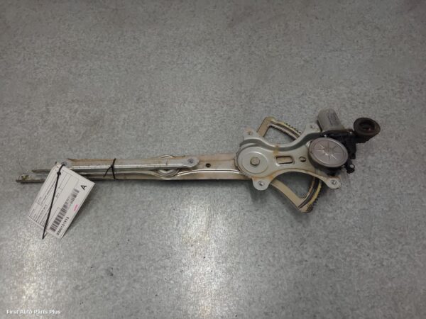 2013 TOYOTA HILUX Left Front Window Reg/Motor