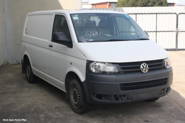 2011 VOLKSWAGEN TRANSPORTER Injector Pump