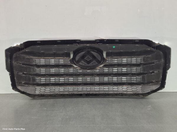 2022 LDV DELIVER 9 Grille