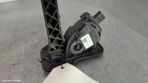 2015 FORD TRANSIT Pedal Assembly