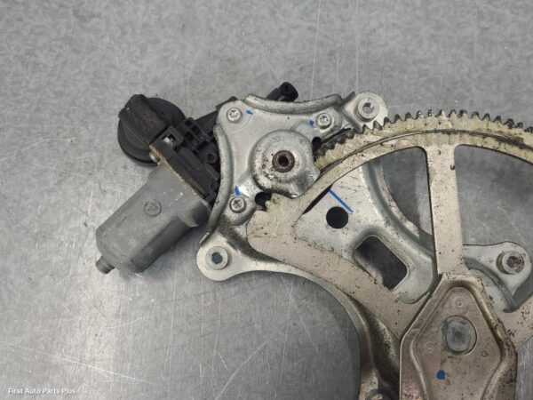 2012 TOYOTA HILUX Right Front Window Reg/Motor