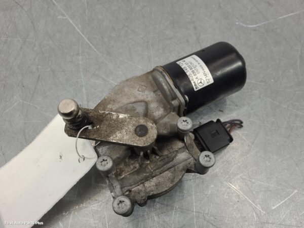 2014 MERCEDES VITO Wiper Motor