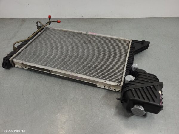 2004 MERCEDES SPRINTER Radiator