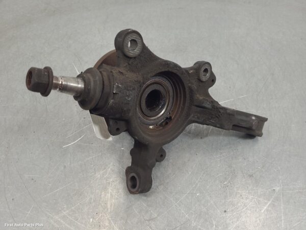2016 RENAULT MASTER Right Front Hub Assembly