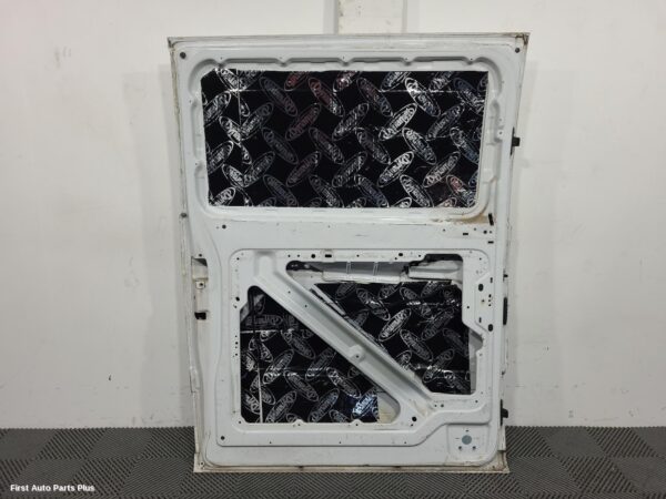 2006 MERCEDES VITO Left Rear Door/Sliding