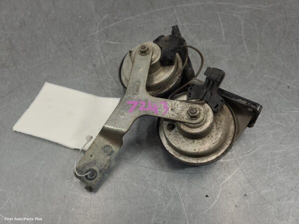 2016 FORD TRANSIT Horn