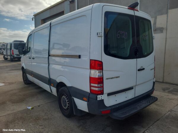 2017 MERCEDES SPRINTER Mud Flaps
