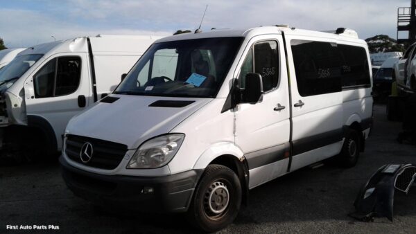 2009 MERCEDES SPRINTER Left Indicator/Fog/Side